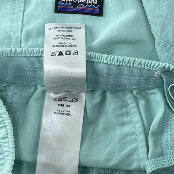 Patagonia Womens Turquoise Cotton Pleated Shorts Size 12 - Picture 6 of 10